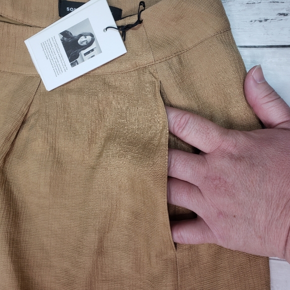 FINAL PRICE - Something Navy Women's High Rise Drapey Shorts - Picture 5 of 8